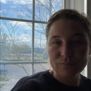 Meet your Posher, Lia